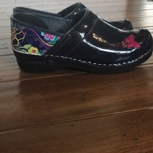 Koi by Sanita nursing shoes